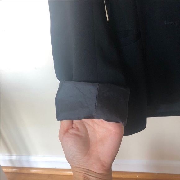 Women’s Eddie Bauer black blazer size 6 - Picture 3 of 7